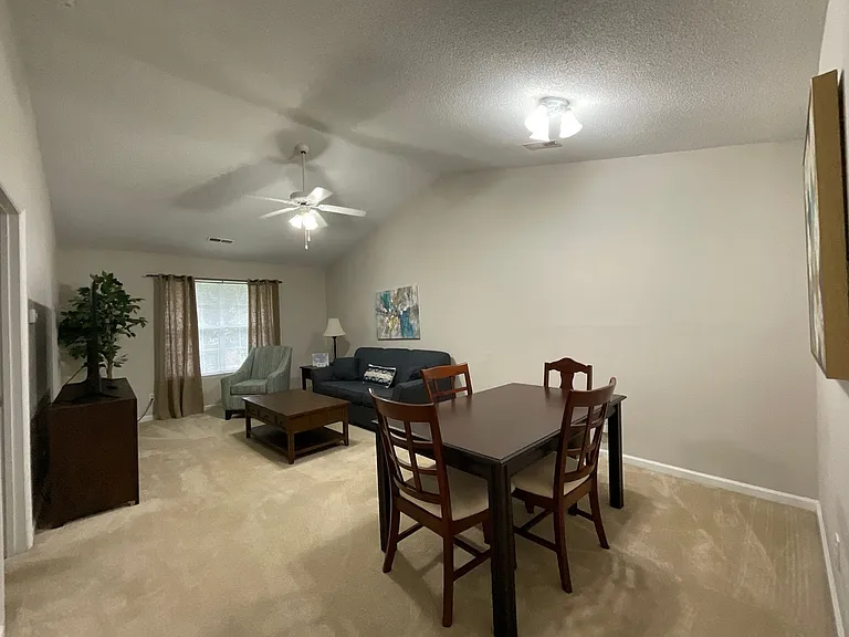 Meridian Park Apartments — Photo 75