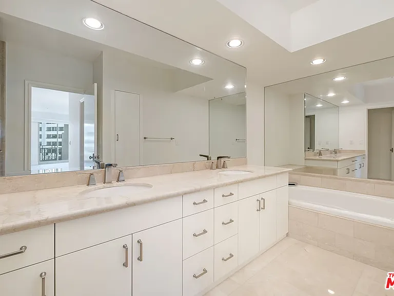 10580 Wilshire Blvd #4NE — Photo 10