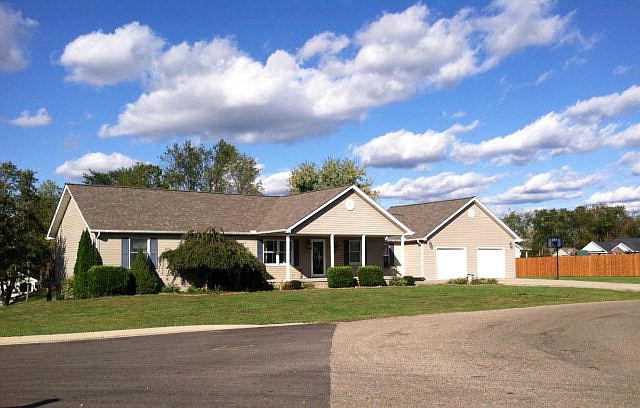 1st image of 119 Victoria Ln