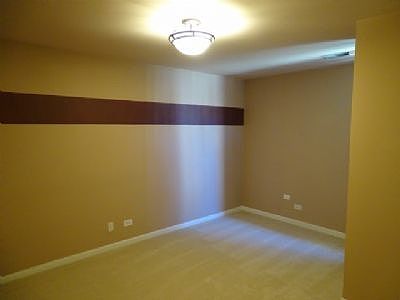1st image of 626 W Aldine Ave