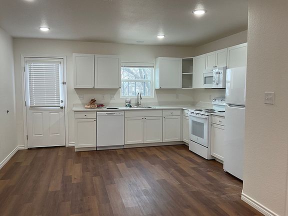 4th image of 1230 Nora Ln Unit 2