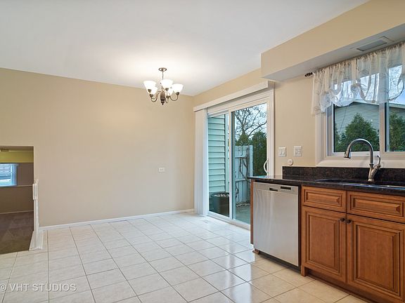 4th image of 80 Ramblewood Ln