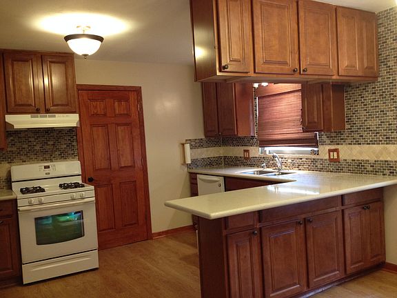 Cabinetry to the ceiling