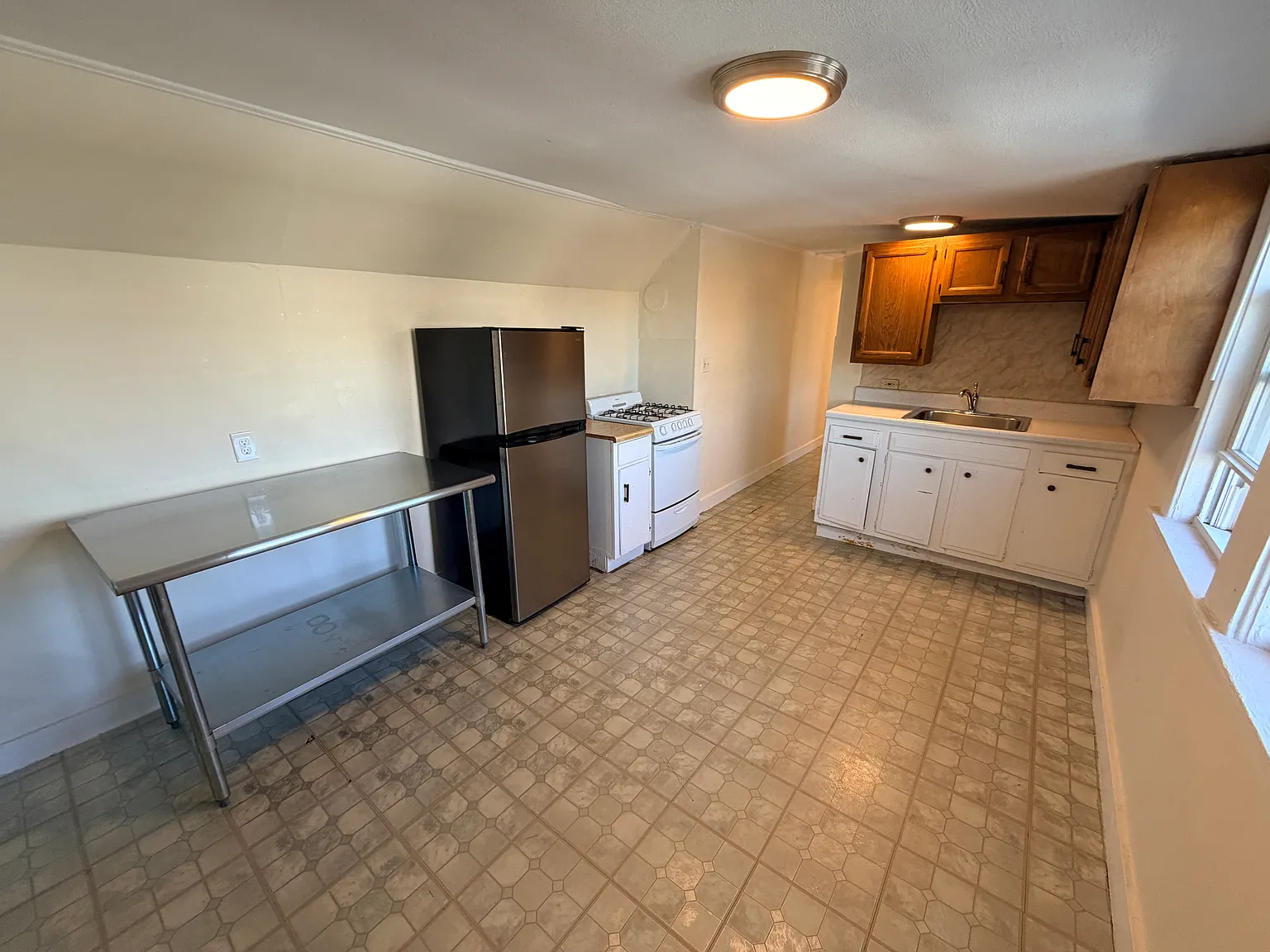 2 bed, $2,700 — Photo 1
