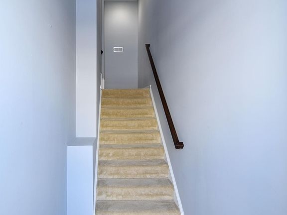 Spacious entry for the home