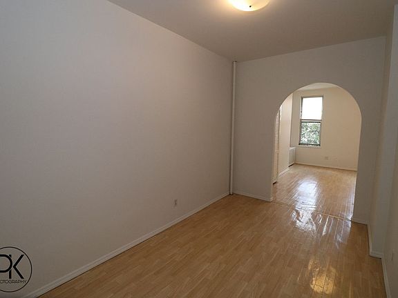 4th image of 317 Eckford St APT 3R
