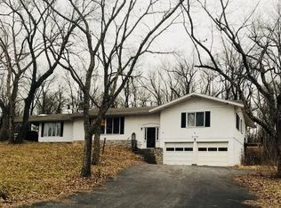 3174 E Redbud St, Springfield, MO 65804