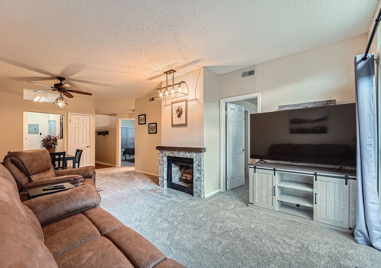 2 BDR Near Boulder Country Club — Photo 1