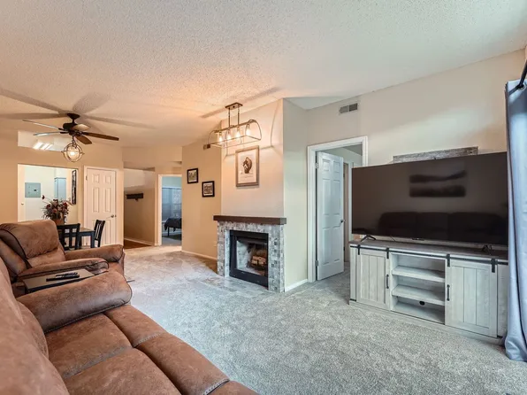 7430 Singing Hills Dr, Boulder, CO 80301