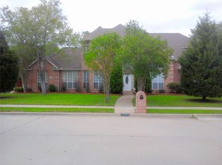 2010 Briarcliff Rd, Lewisville, TX 75067