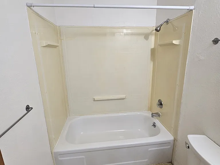 411 W 15th Ave #1 — Photo 5