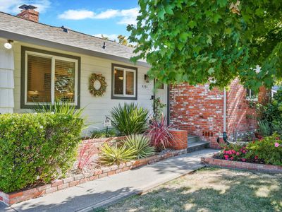 5151 Sandburg Dr, Sacramento, CA, 95819