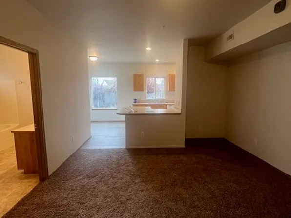 2007 E Whispering Willow Ln APT 101, Nampa, ID 83687