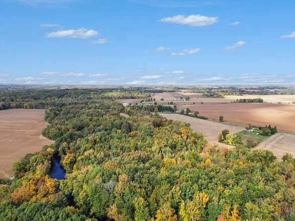 W Jackson Dr, Tekonsha, MI 49092