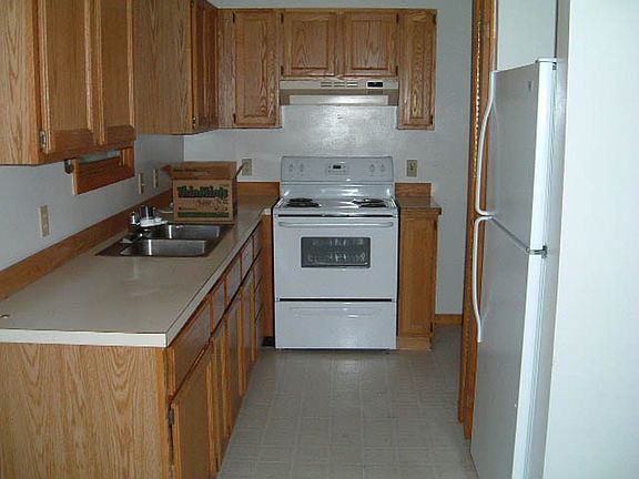 3rd image of 362 Lauri Wil Ln