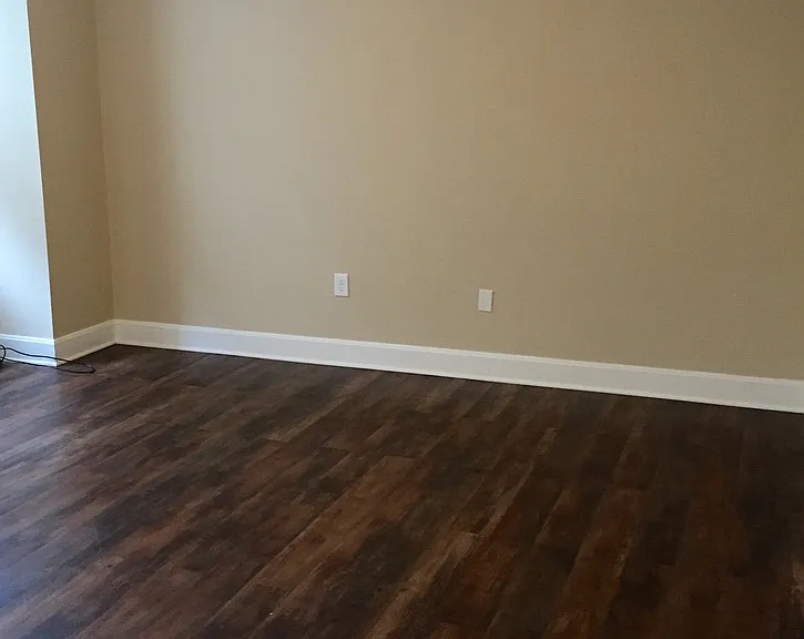 Huntington Apartments — Photo 77