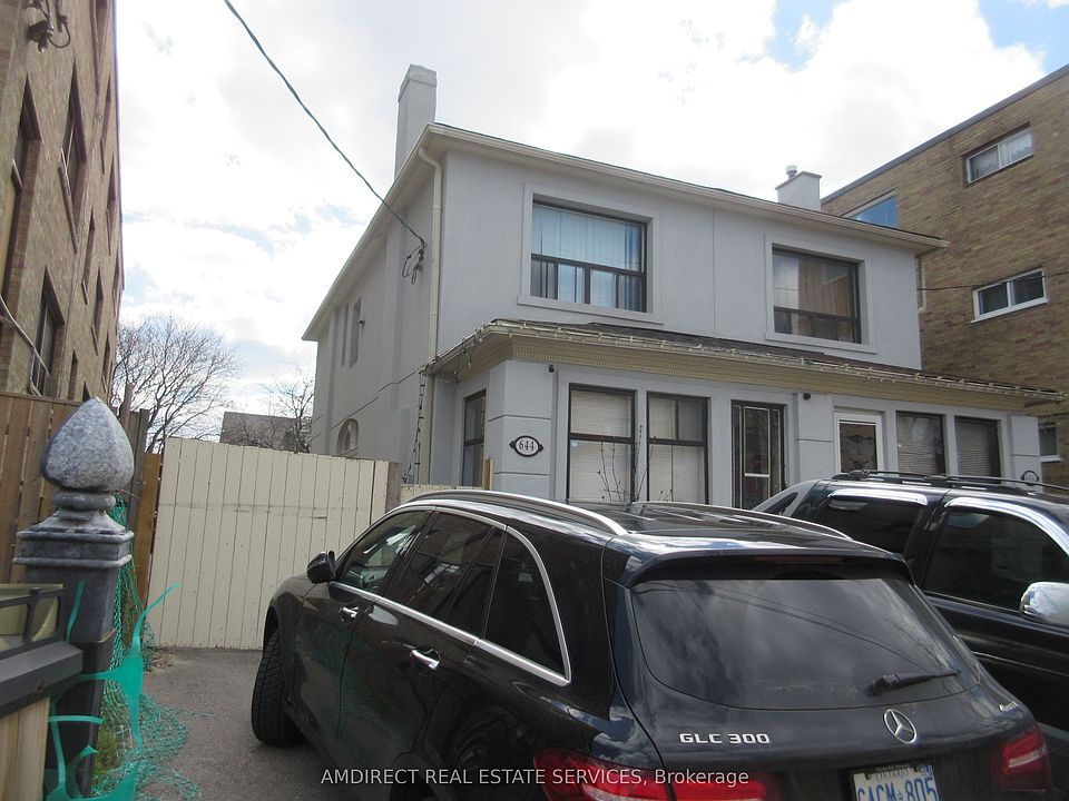 2nd image of 644 Vaughan Rd