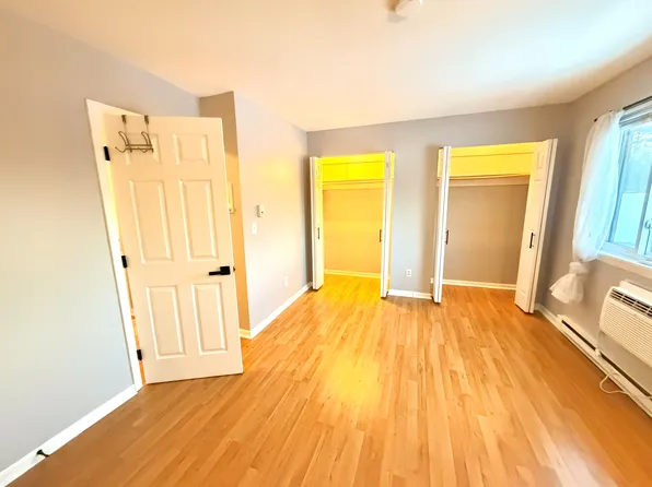 170 E Hadley Rd, Amherst, MA