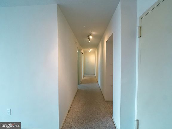 3rd image of 6100 Westchester Park Dr APT 1211