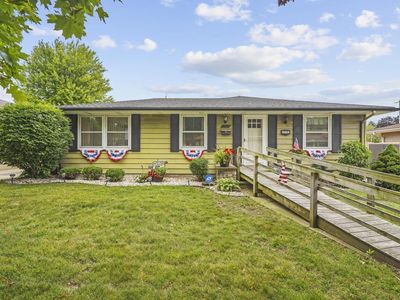 8715 34th AVENUE, Kenosha, WI, 53142