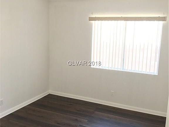 4th image of 8969 Via Bonita Cir