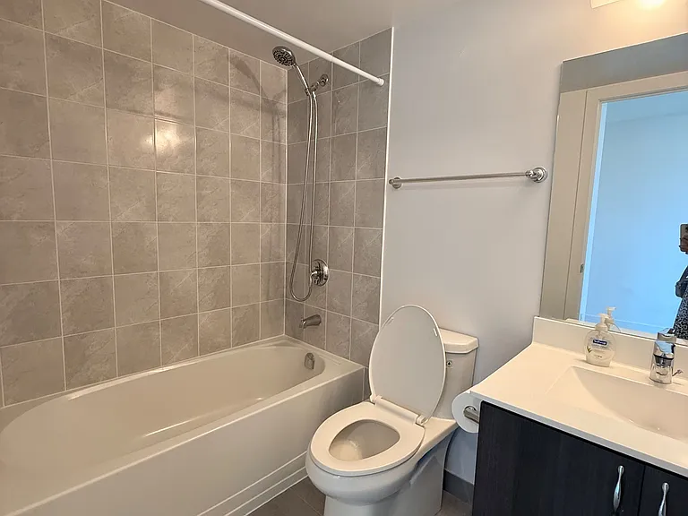1215 Bayly St #1009 — Photo 9