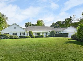 115 Woodley Rd, Winnetka, IL 60093