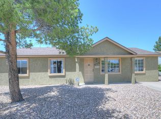4022 E Ludlow Dr, Phoenix, AZ 85032