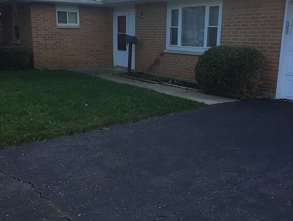 4th image of 900 Missouri Dr