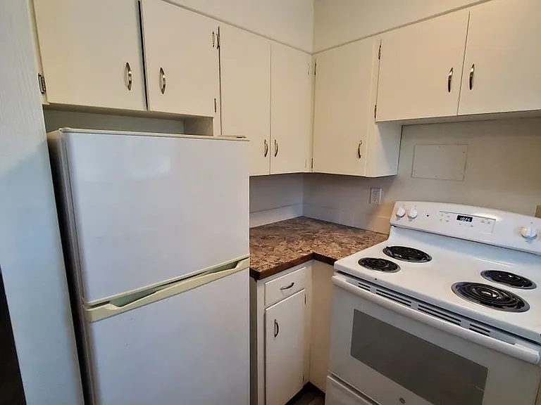 624 E Nelson Rd — Photo 9
