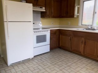 15 Main St S APT B, Bethlehem, CT 06751