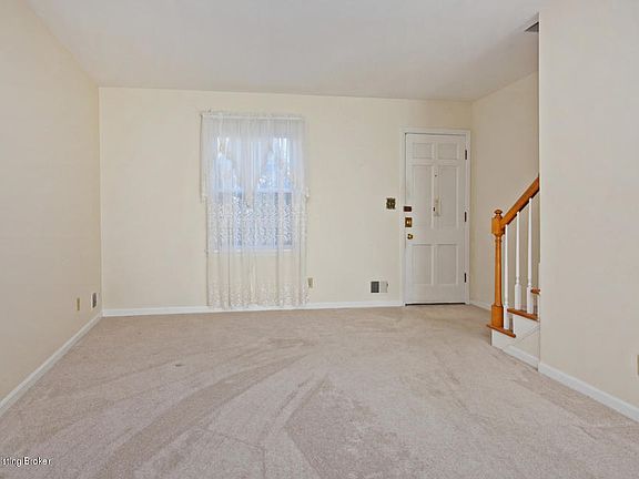 4th image of 1924 Goldsmith Ln Unit 25
