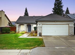 2802 E Ryan Ln, Fresno, CA