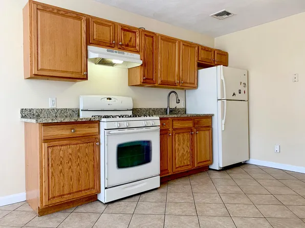 178 Maverick St #3, Boston, MA 02128