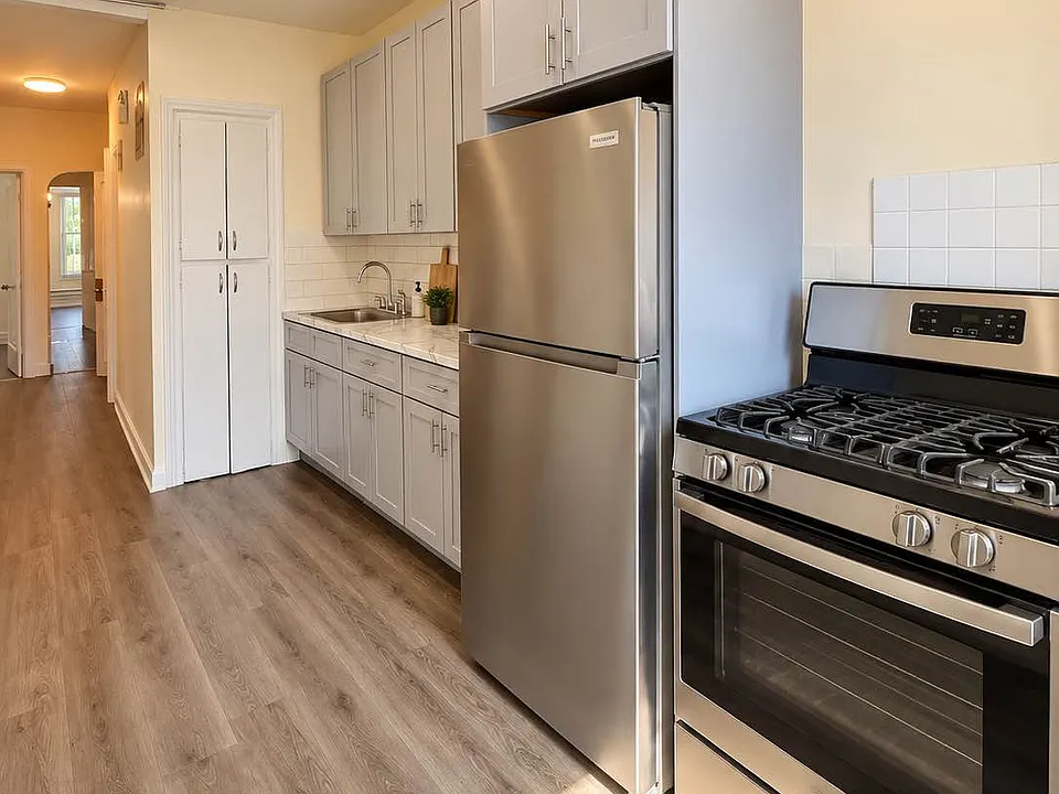 1212 Avenue J #3B