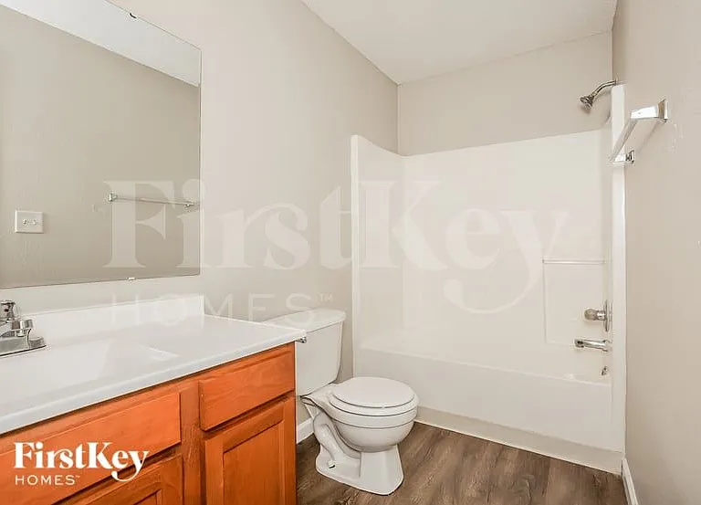 5971 Liverpool Ln — Photo 11