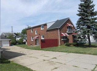 34 Beechwood Pl, Cheektowaga, NY 14225