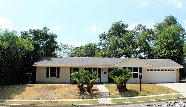 1st image of 3726 Longridge Dr