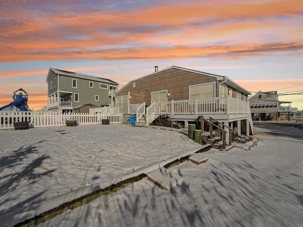118 2nd St E #Sea, Sea Isle City, NJ 08243