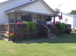 803 Ayars Ave, Prague, OK 74864