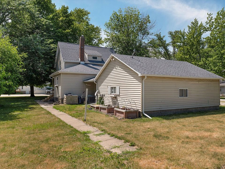 105 N 7th St, Cornell, IL 61319 MLS 11831969 Zillow