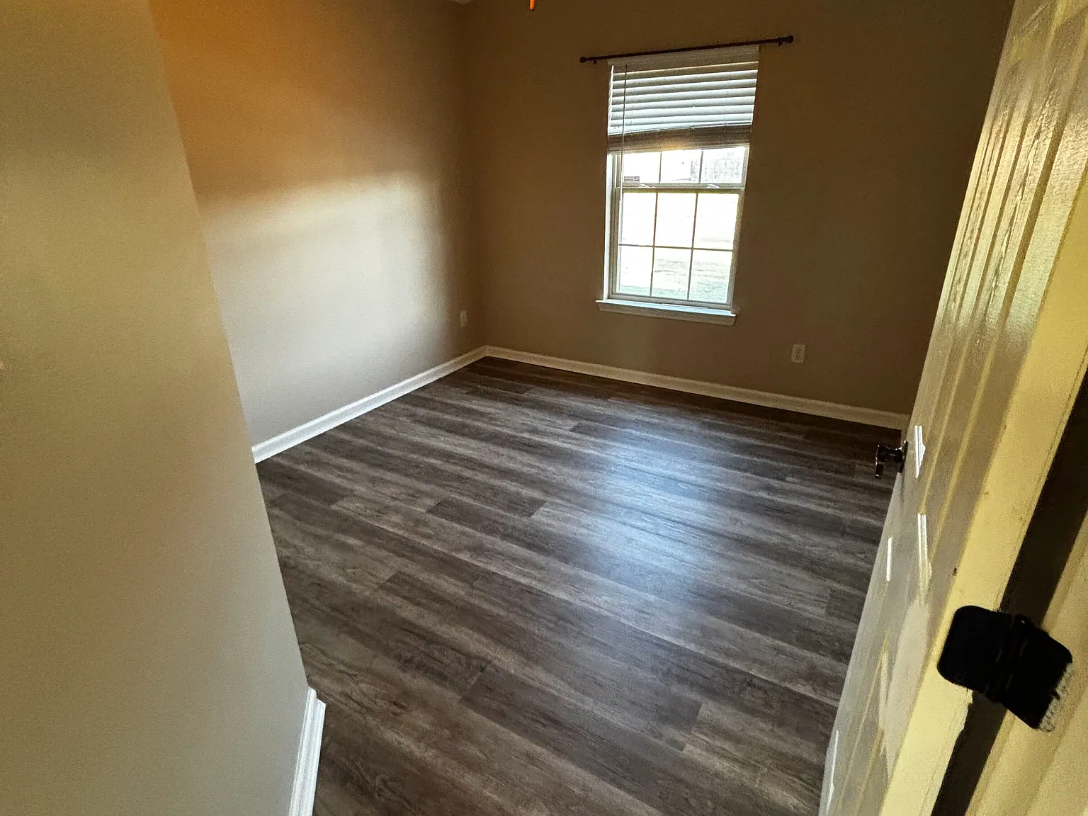 3 bed, 1419 sqft, $1,595 — Photo 4