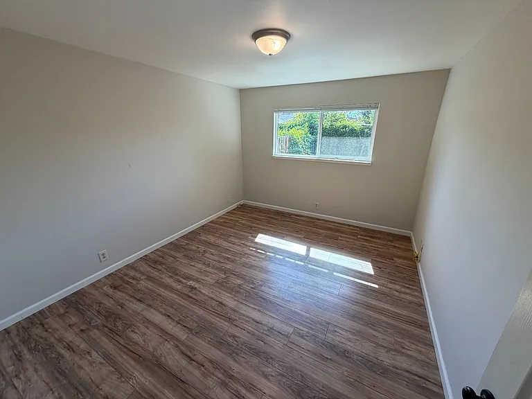 1315 Kingfisher Way #3 — Photo 7