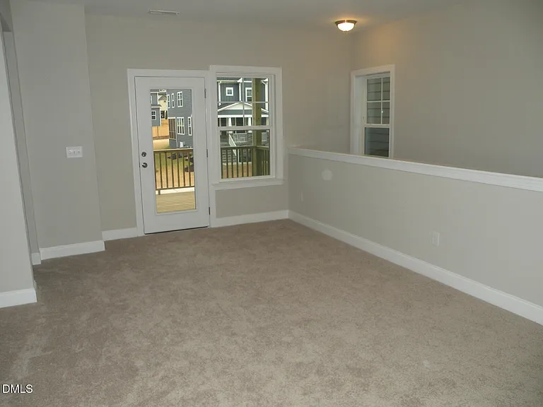 132 Tree Hill Ln — Photo 15
