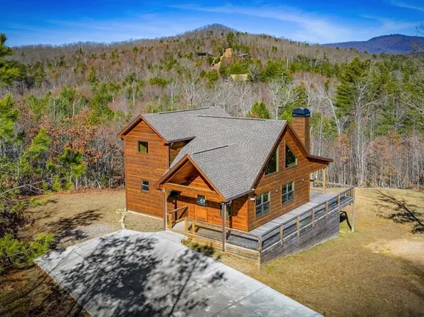 242 Whisperwood Trl, Mineral Bluff, GA 30559