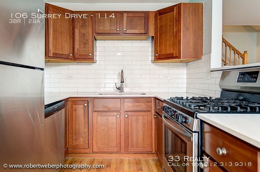 1st image of 106 Surrey Dr #114