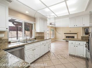 32440 Beechwood Ln, Lake Elsinore, CA 92530