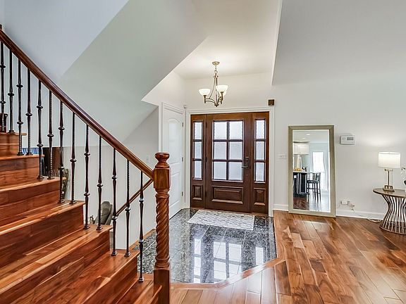 2nd image of 9420 Lockwood Ave