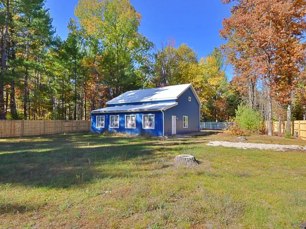 7877 Oak Rd, Saint Helen, MI 48656