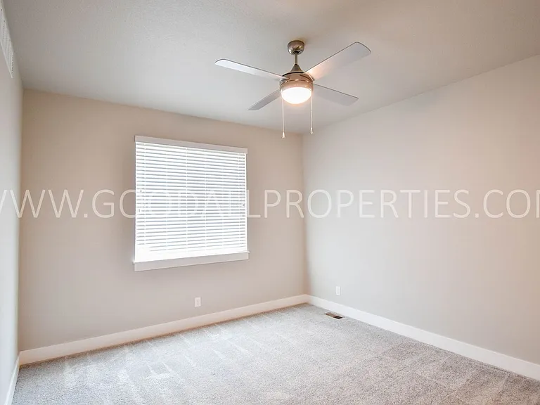 342 N Warrior Ln — Photo 14